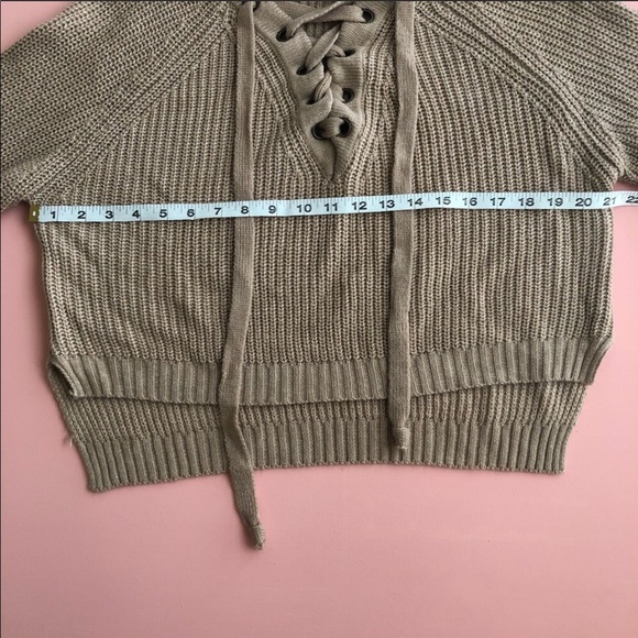 🌸Lace Up Flared Sleeve Sweater - Picture 6 of 6